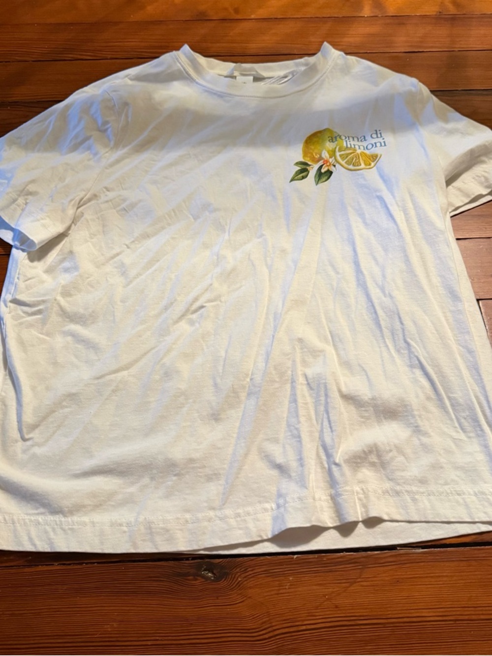H&M White Short Sleeve Tee with Lemon Graphic